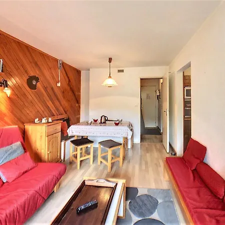 Confortable Skis Aux Pieds Avec Balcon, Piscine Chauffee - Fr-1-267-242 Daire